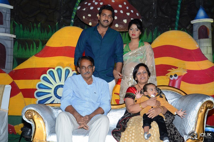 Ajay-Son-Dheeran-1st-Birthday-Celebrations-2014